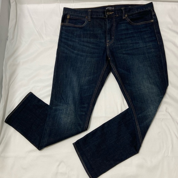 J. Crew Other - J CREW MEN MERCANTILE FLEX STRAIGHT BLUE JEANS. SIZE- 34,30